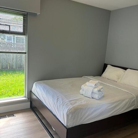 Cozy Retreat On Sandpiper Court - Room H With Share Bathroom 列治文 外观 照片