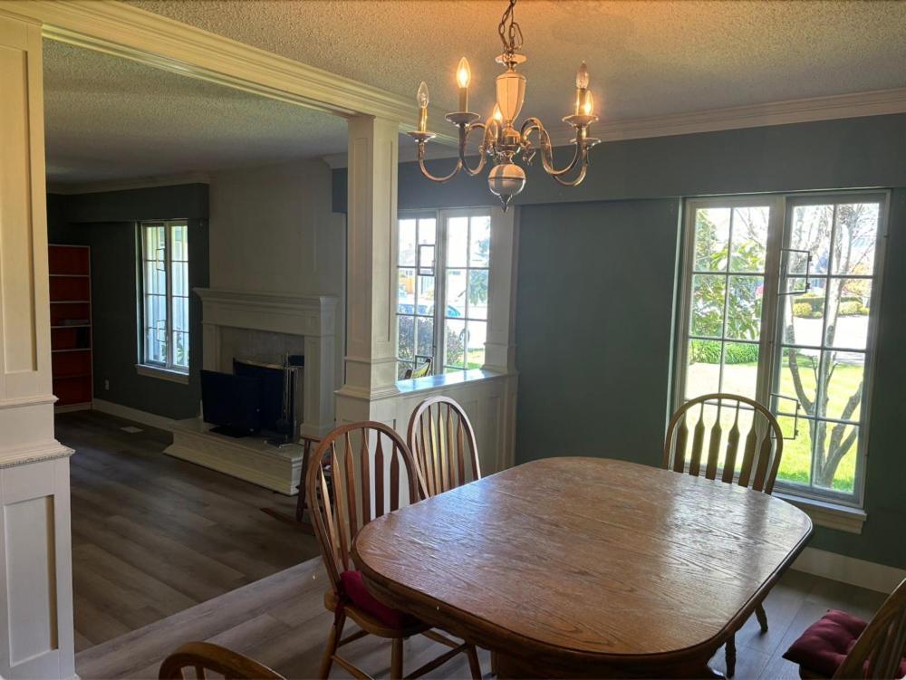 Cozy Retreat On Sandpiper Court - Room H With Share Bathroom 列治文 外观 照片